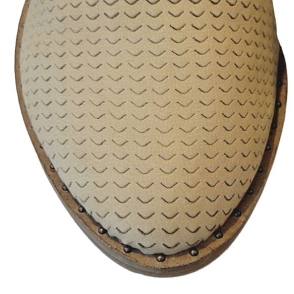 Lucky Brand Toupe Leather Perferated Buckle Cutout Zip Ankle Boots Size 8.5 - Picture 6 of 11